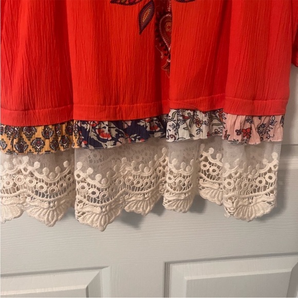 John Mark Vibrant Coral Blouse with Lace Hem - Picture 3 of 5